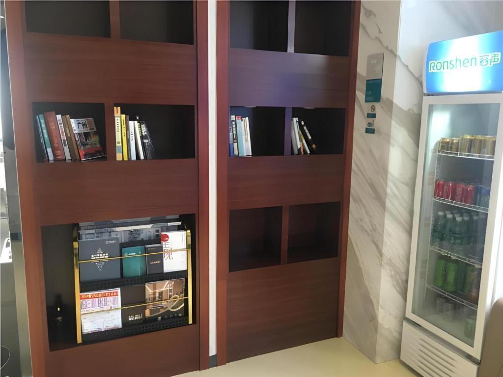 City Comfort Inn Guangzhou Tiyu West Road Metro Station Exterior photo